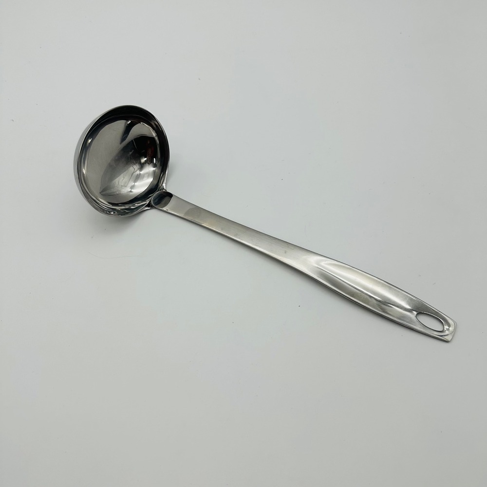 Oneida Stainless Steel Soup Ladle 18/8 Mirror Finish Hanging‎ Hole 11.75 Inch